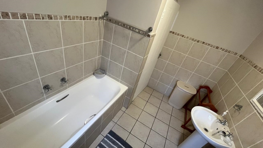 2 Bedroom Property for Sale in Marina Martinique Eastern Cape